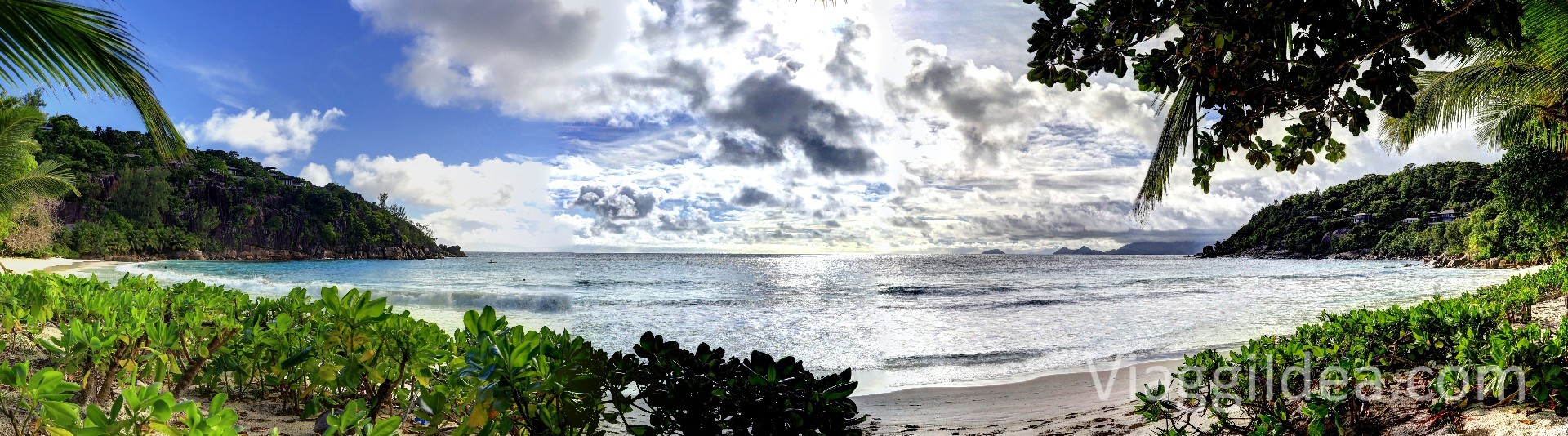 Anse la Libertè - Four Seasons Mahè